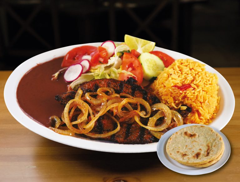 Bistec Encebollado